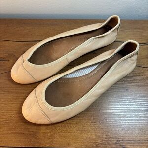 Corso Como Women's 8.5 Nude Cream Leather Ballet Slip On Flats Cap Toe